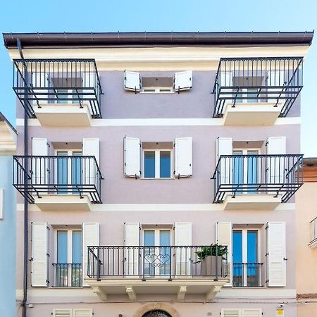 L'Approdo - Bilocale Centralissimo A San Benedetto Del Tronto Luaran gambar